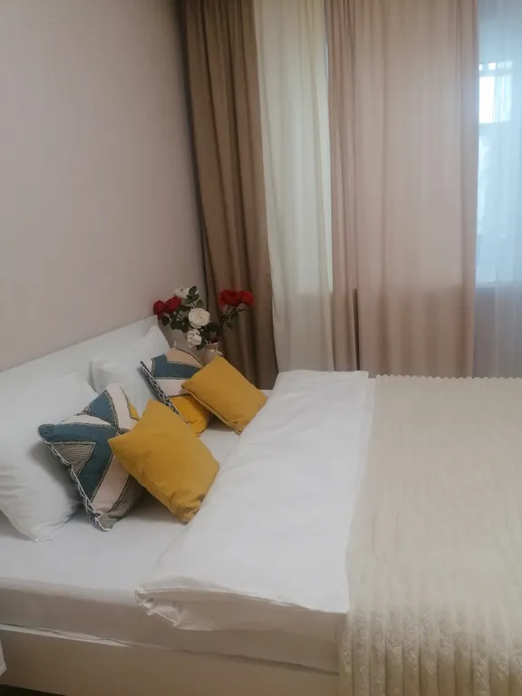 Двухкомнатная квартира в центре города — аренда посуточно в Нижневартовск