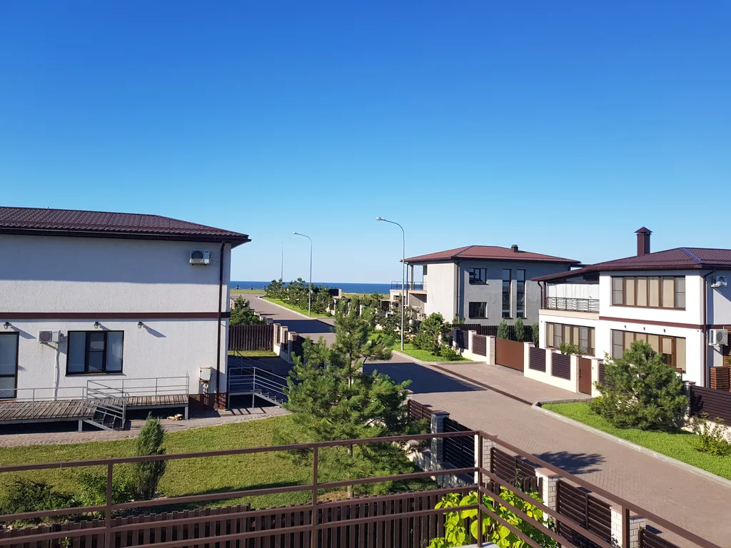 Вилла на 3 линии от моря