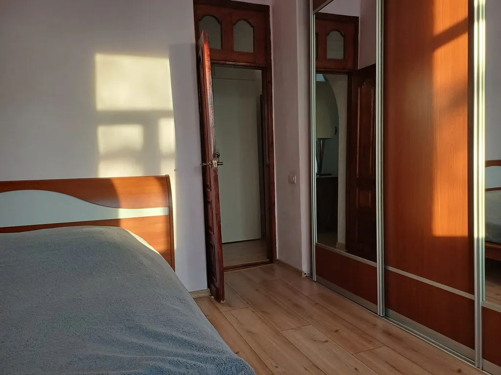 Квартира с видом на пруд