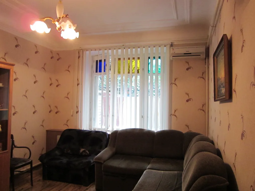 Квартира Квартира в центре с парковкой — Ялта