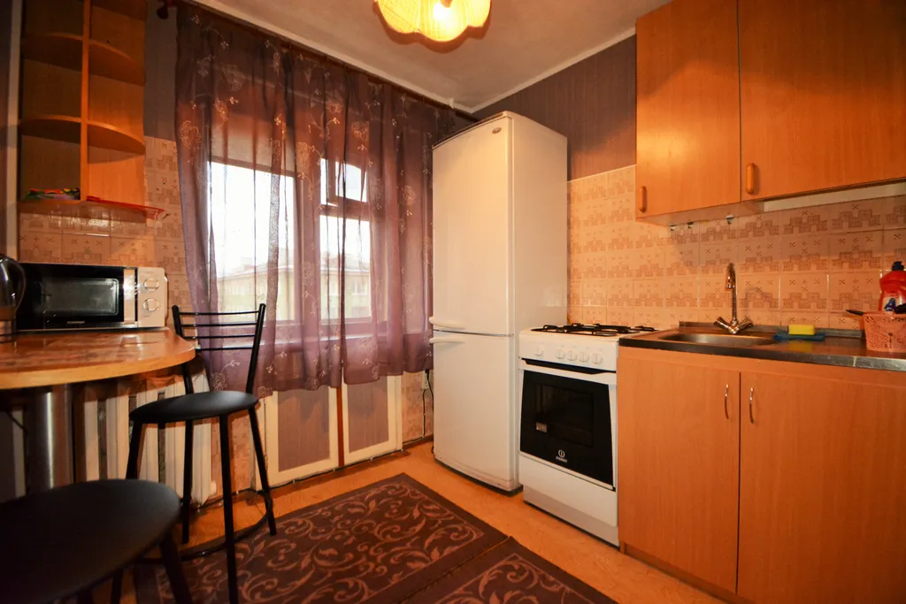 Однокомнатная квартира возле центральной библиотеки, ресторана Кружка