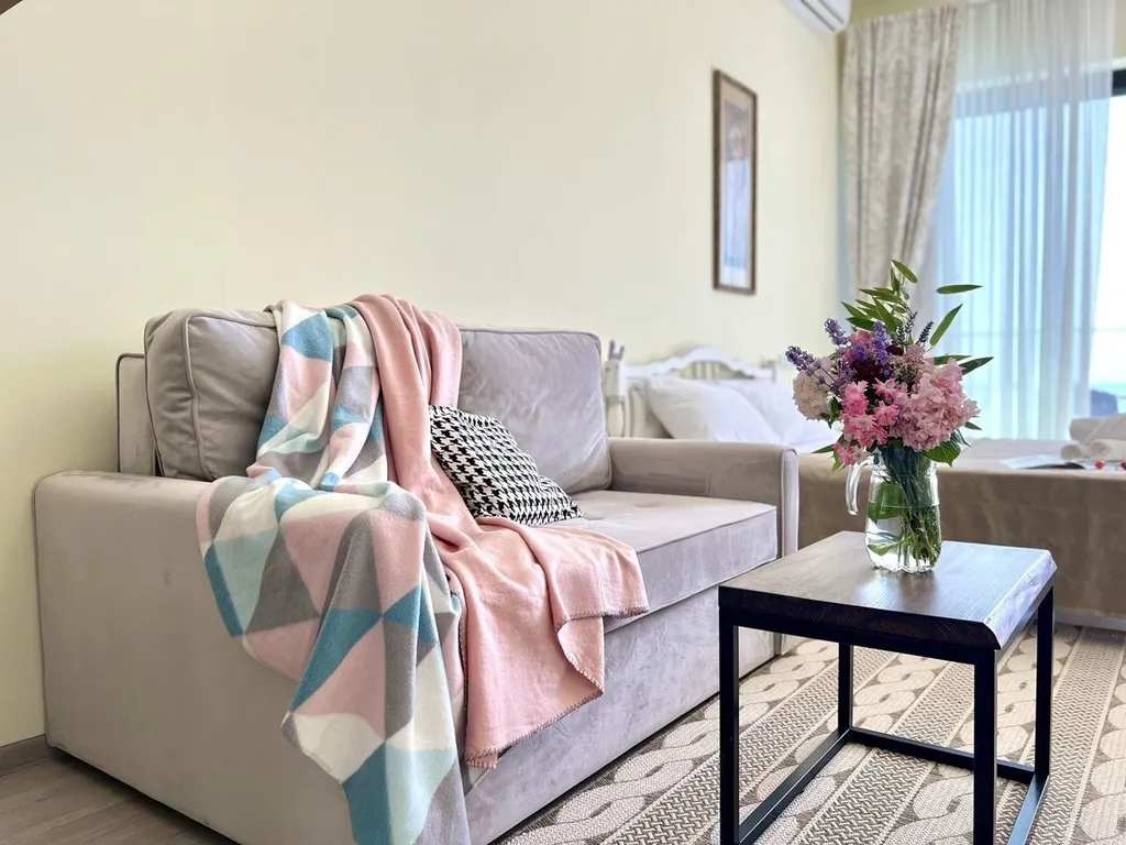 Уютная студия на берегу моря