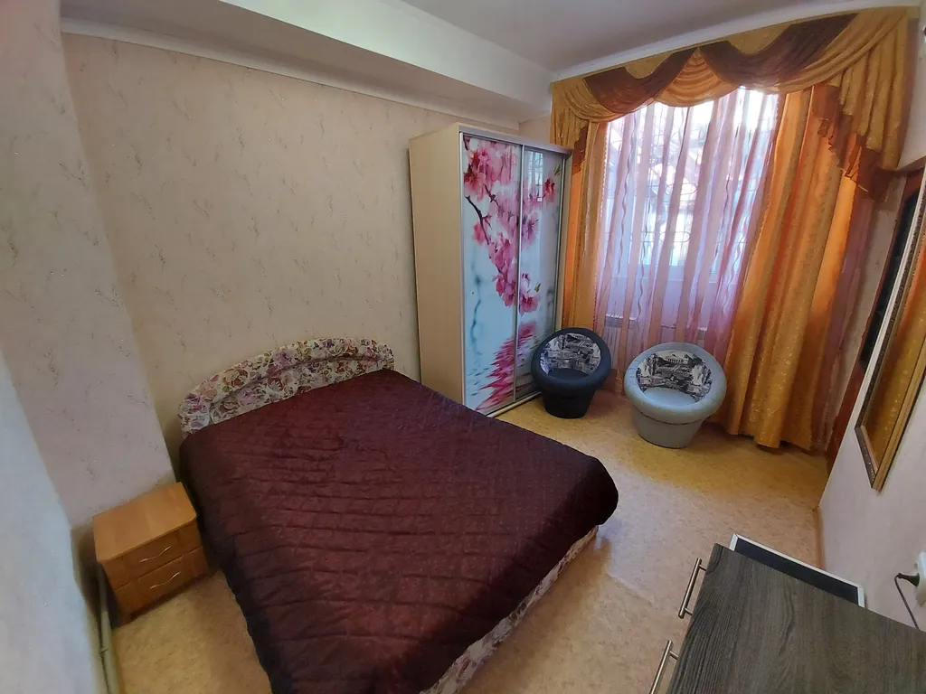 Двухкомнатная квартира со всеми удобствами в 5 минутах от моря