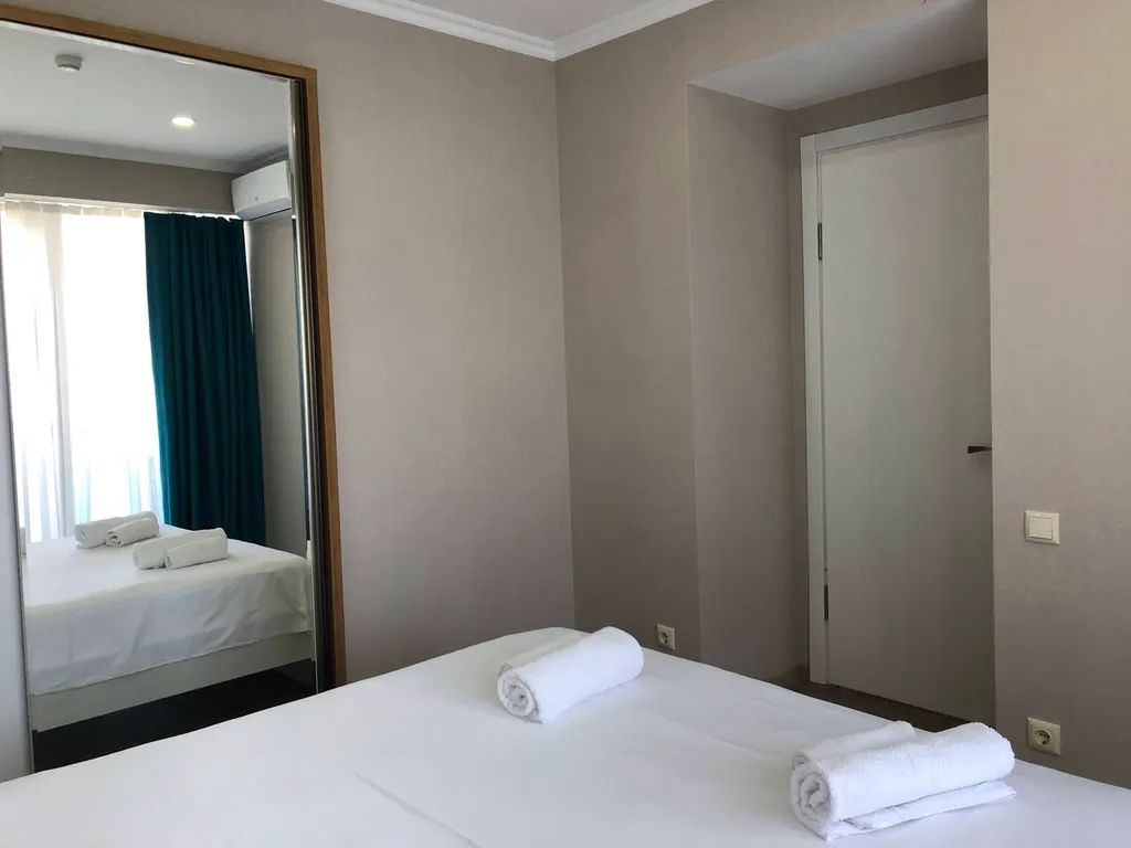 Orbi Beach Tower №1301, море, парк, небоскреб