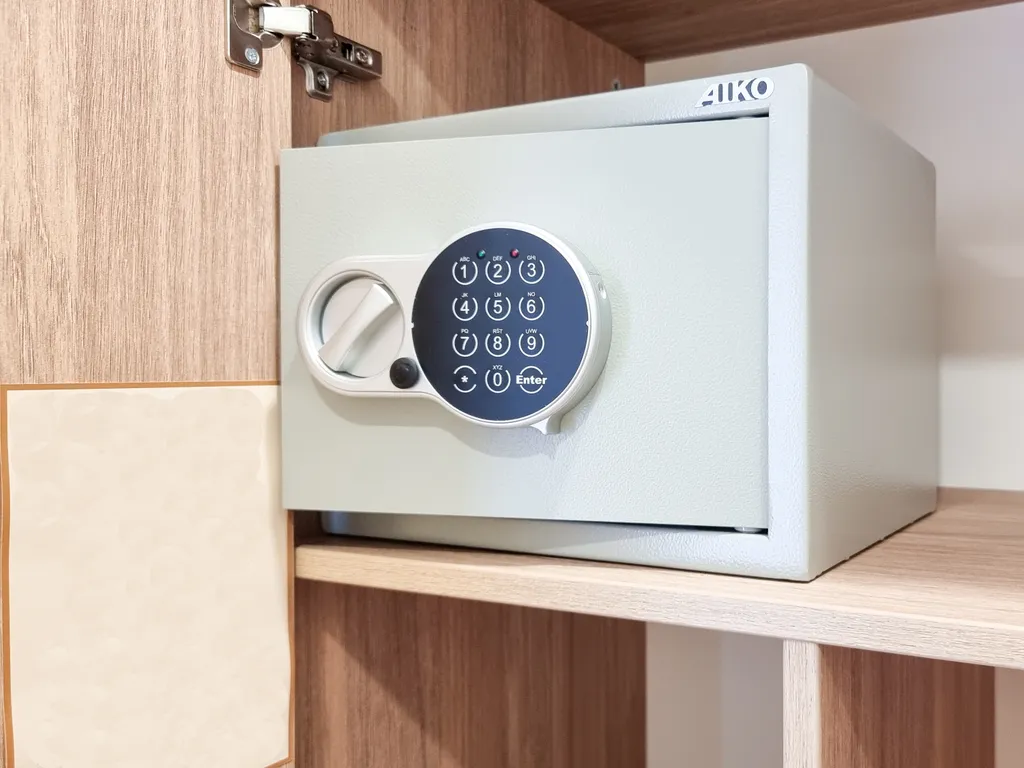 Vladresort: City Life DeLuxe