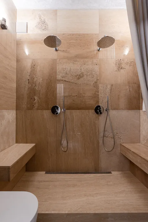 Квартира на первой береговой линии с видом на море в стиле лофт