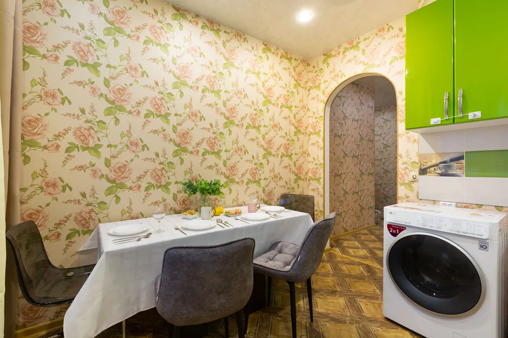 Квартира, просыпайтесь в весеннем саду