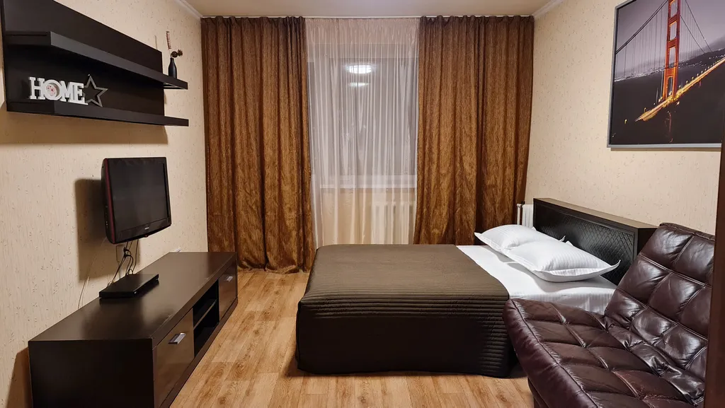 Просторная комфортабельная двухкомнатная квартира — аренда посуточно в Ульяновск