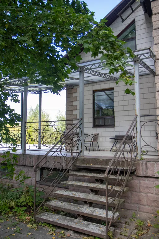 Уютный дом на берегу Волги