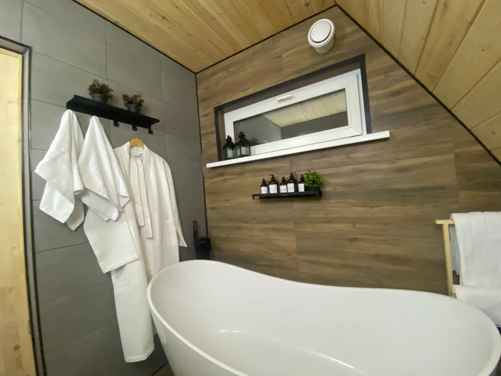 Дом с баней и чаном