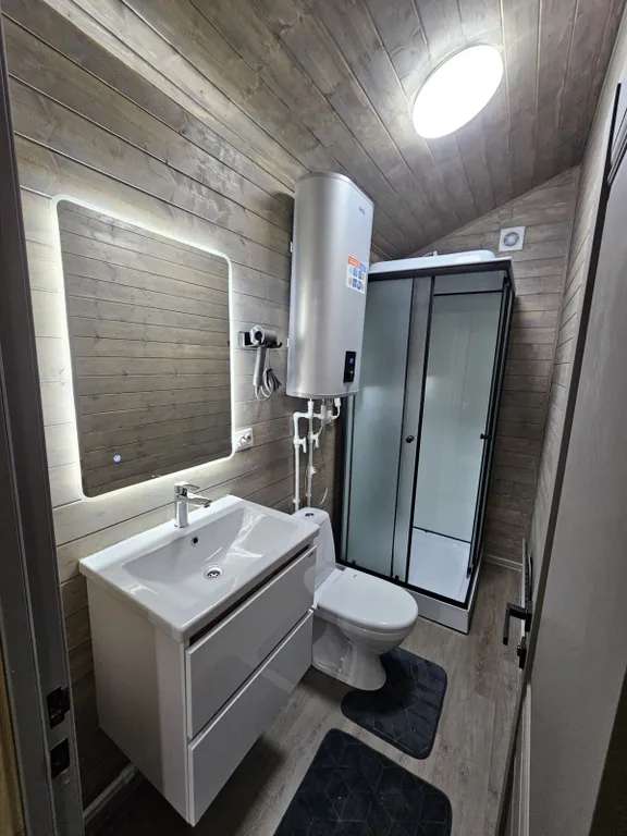 Домик с прекрасным видом на горы для приятного отдыха с друзьями