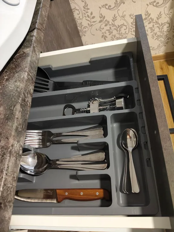 Просторная теплая квартира у Бульвара Нефтепереработчиков