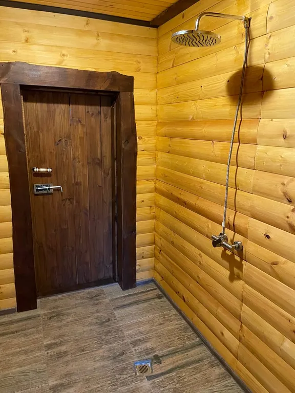 Коттедж У Реки Коттедж с баней на дровах — Таганрог