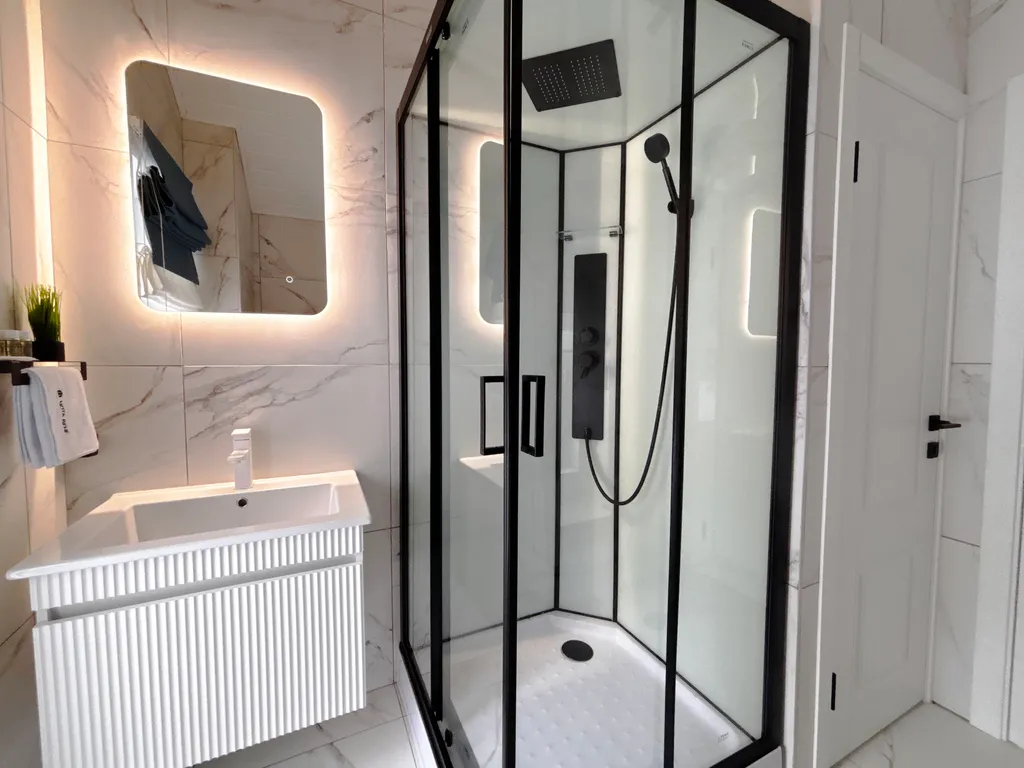 Коттедж у озера