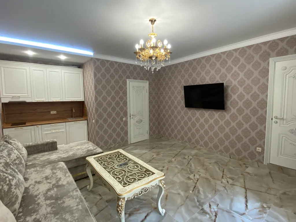 Квартира у моря для семейного отдыха с бассейном террасой и мангальной