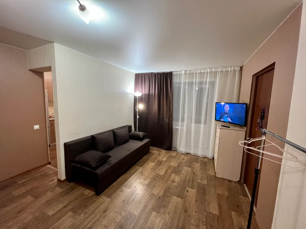 Уютная квартира в центре города в районе гипермаркета Семья