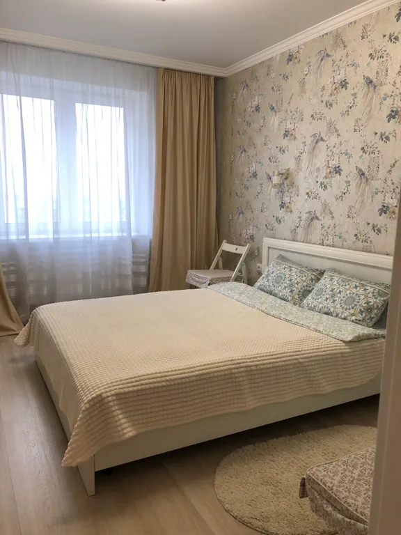 Двухкомнатная квартира с дизайнерским евроремонтом в классическом стиле