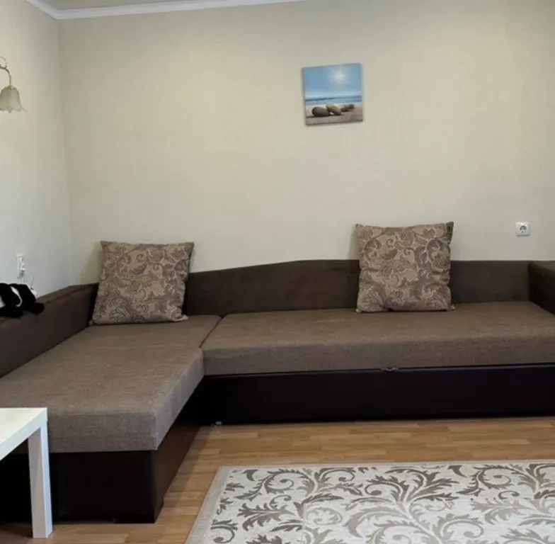 Семейные апартаменты на море с видом на горы