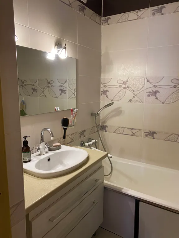 Уютная комната в эко районе. Магазины, аптека, эл. заправка рядом