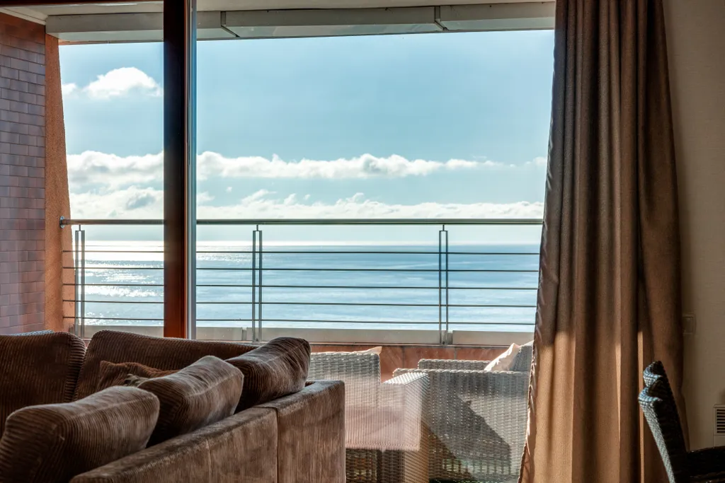 3-комнатная квартира с видом на море