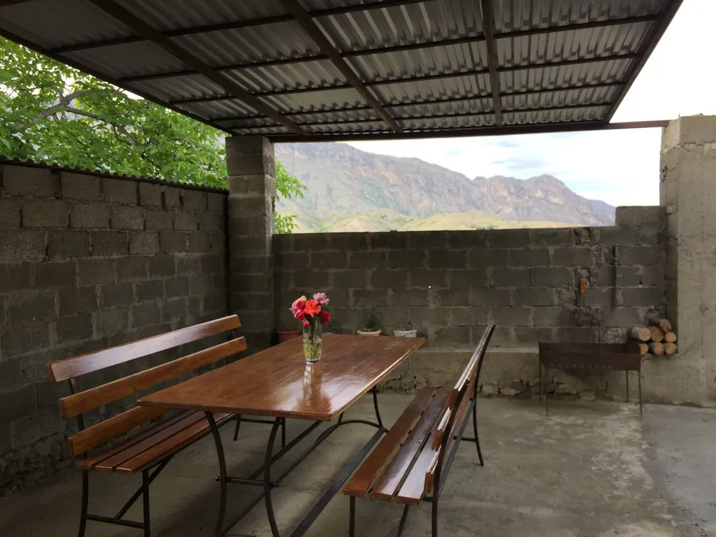 Большой уютный дом с видом на горы