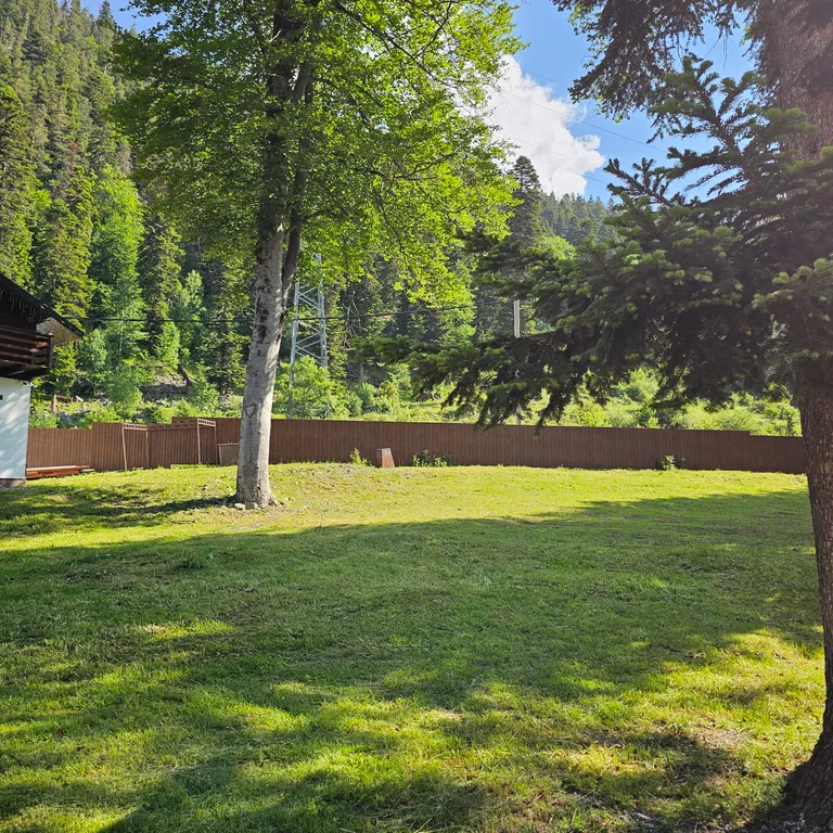 Котедж . Дом у подножия горы!