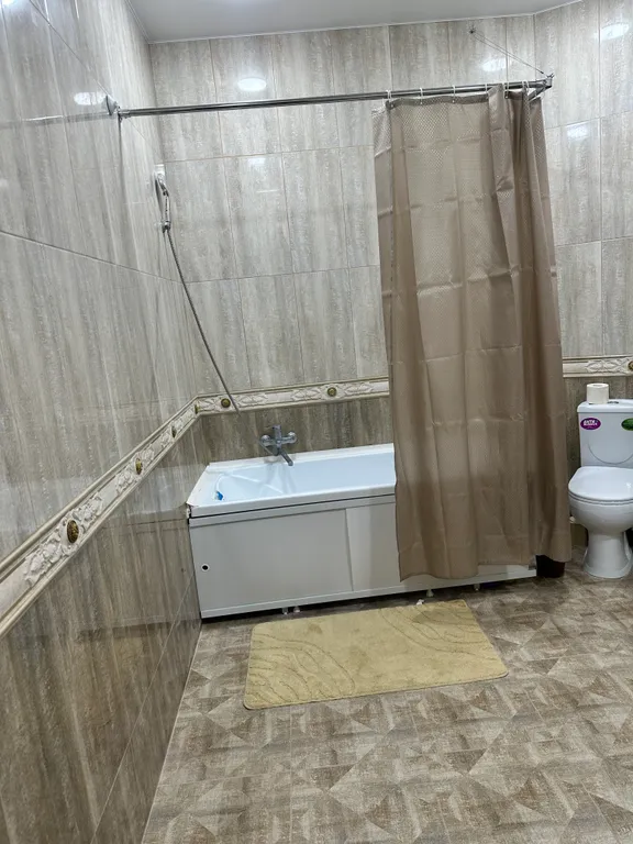 Дом на набережной