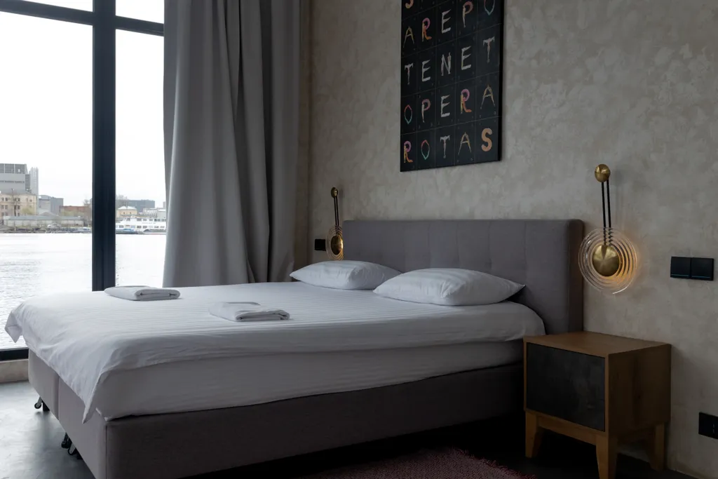 Дом на воде на Крестовском острове