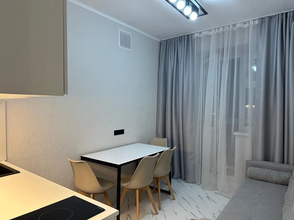 Апартаменты около ЖД вокзала со Smart TV