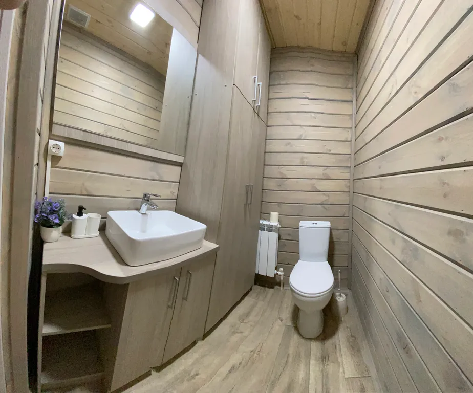 Суздальская дача у реки