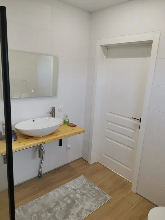 Уютный дом у реки с сауной и купелью