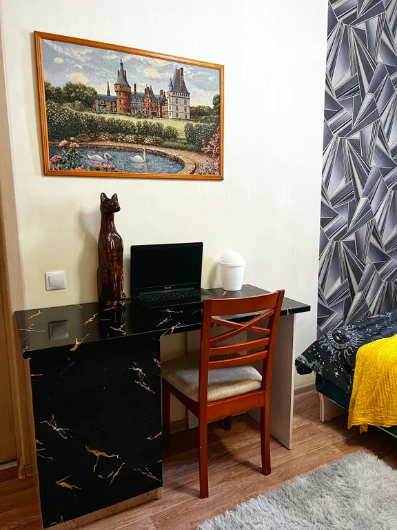 Квартира 2-комнатная в центре — Омск