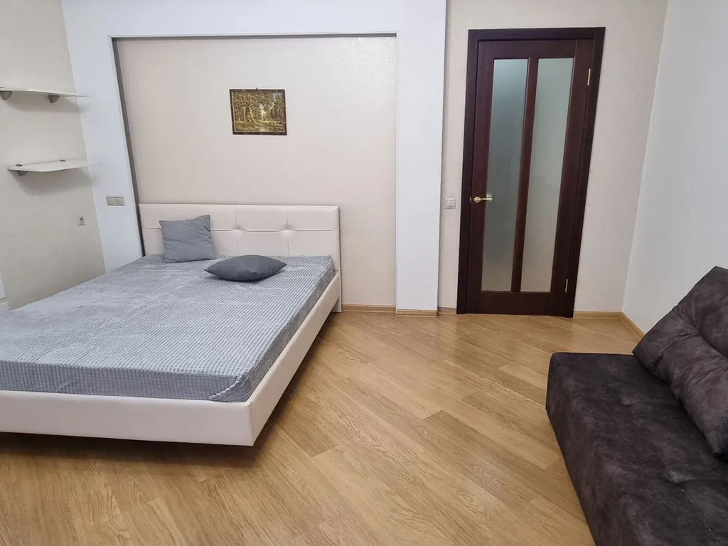 Современная 4-комн. в 10 мин пешком до МВДЦ Сибирь