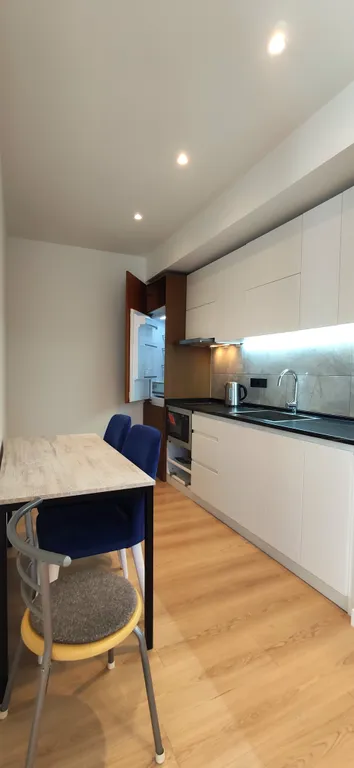 Апартамент в элитном комплексе у моря и парка с бассейном и спа-зоной