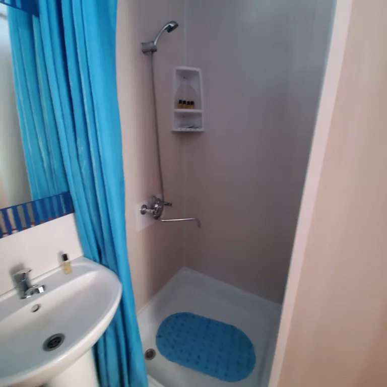 Дом на берегу моря