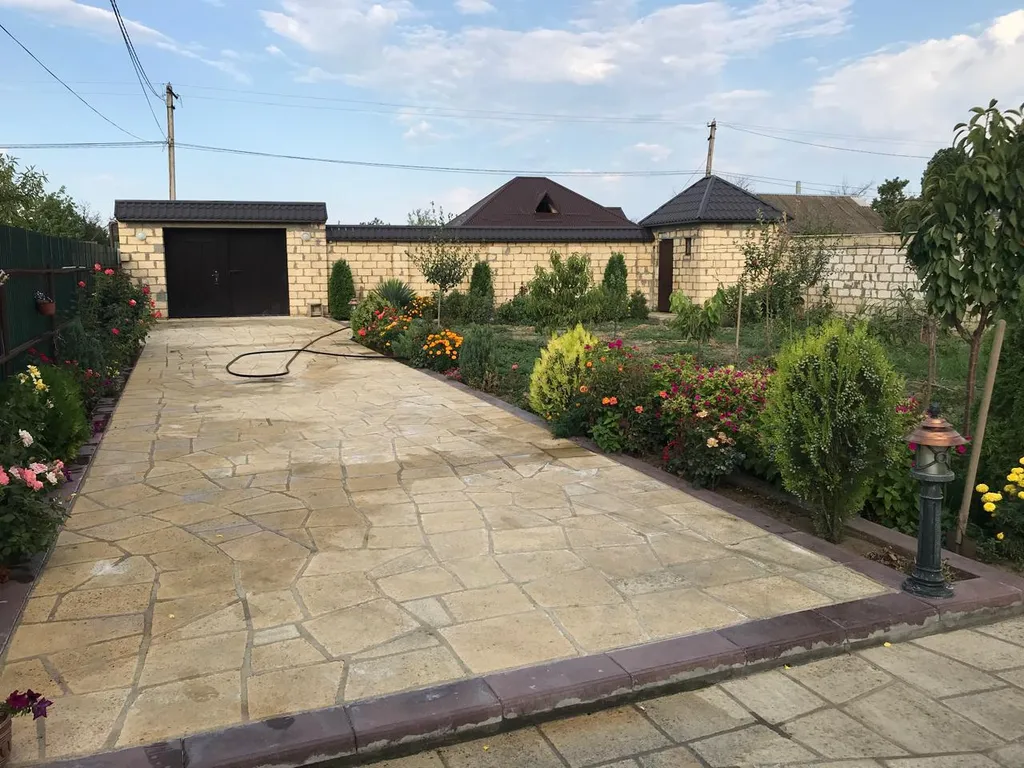 Уютная дача возле моря