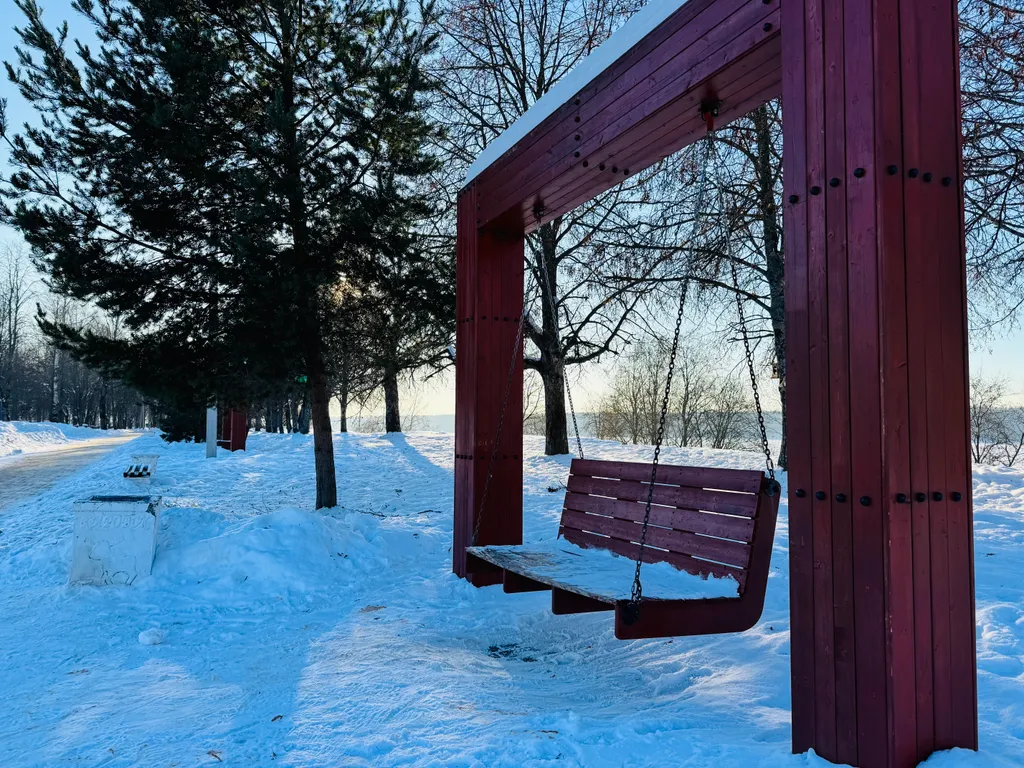 Уютная квартира на берегу реки Невы в центральном районе г. Кировска