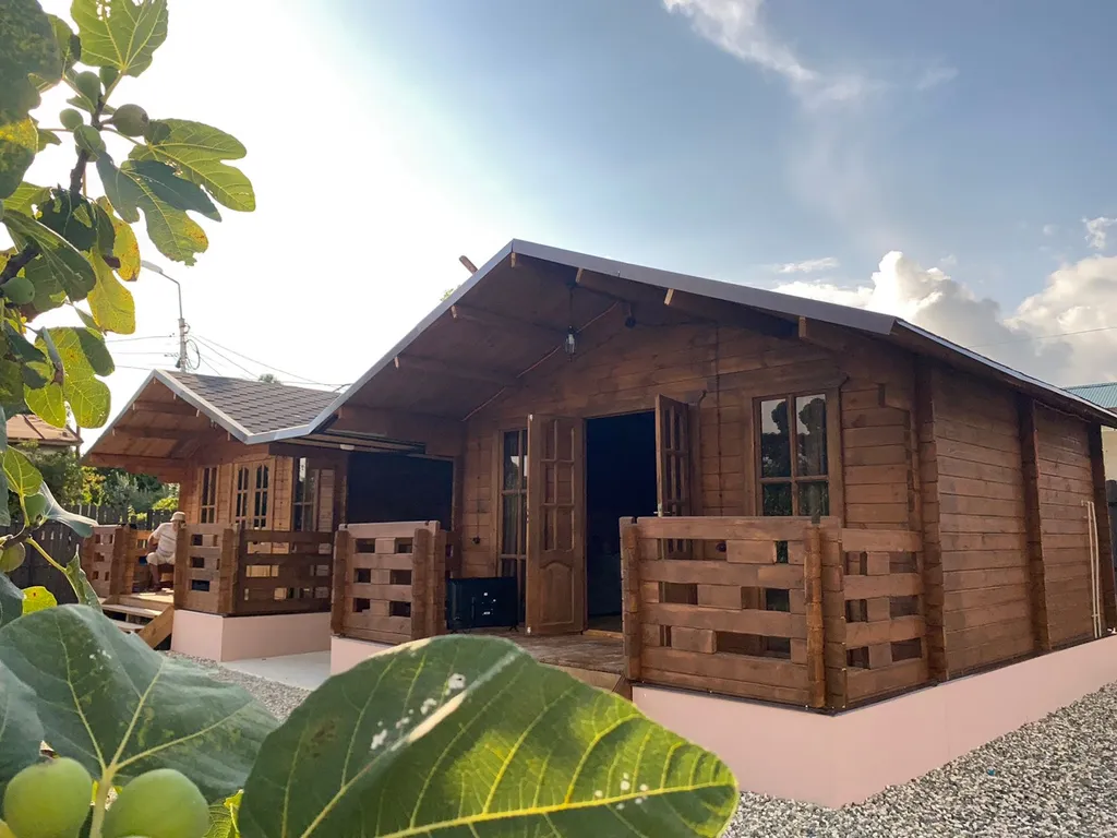 Коттедж Коттедж Cottage house — Сухум