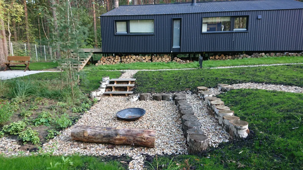 Уютный домик в сосновом бору