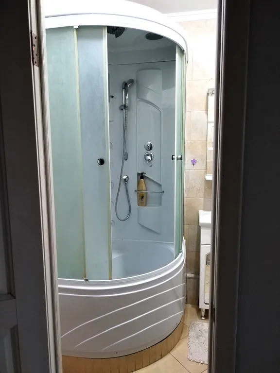 Уютнейшая квартира рядом с МНТК имени Фёдорова