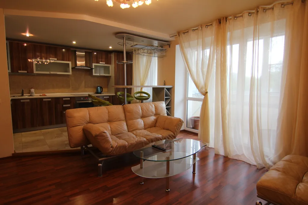 Просторная квартира Премиум — аренда посуточно в Сосновый Бор