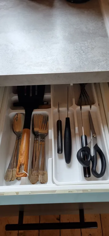 Дом-шалаш с видом на лес