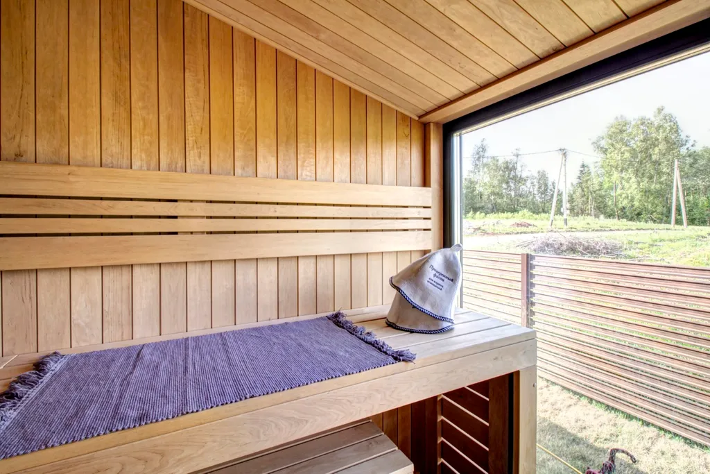 Дoм с видом на лec