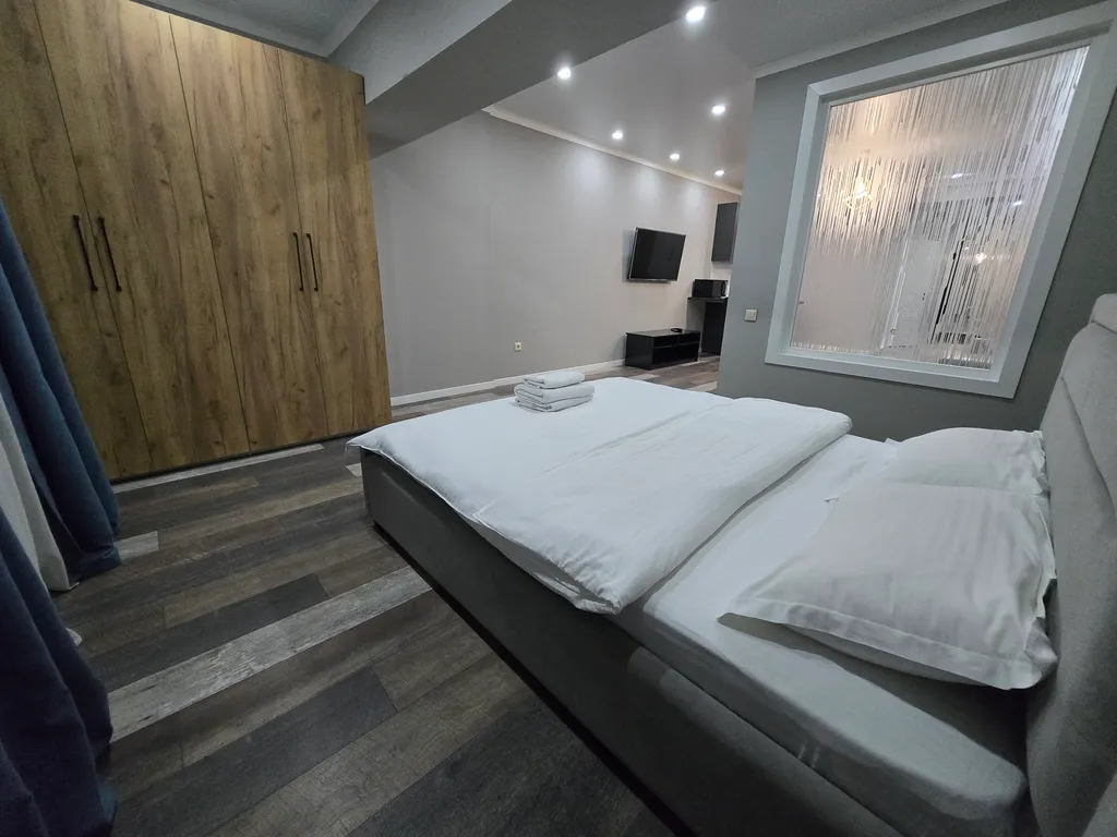 Квартира Стильный апартамент в центре — Алматы