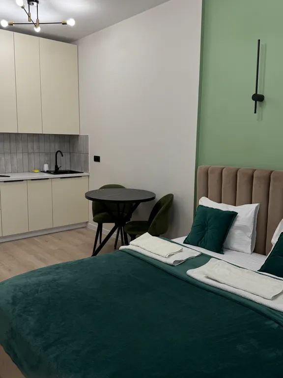 Квартира Квартира Стильная студия в современном ж/к "Метрополис" — Красноярск