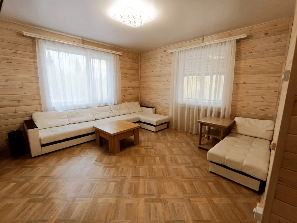 7-комнатный Дом