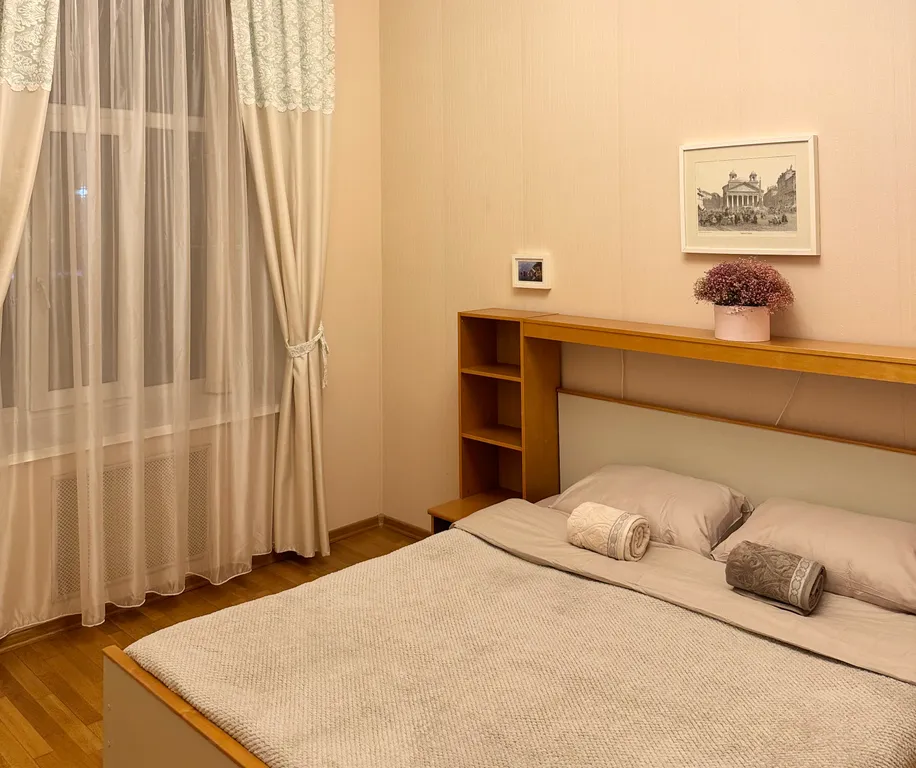 Уютная двухкомнатная арт-квартира в финском доме в центре Выборга