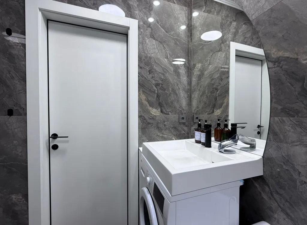 Квартира «Raimbek residence» nice view, centre of city & drinking water as gift — Алматы