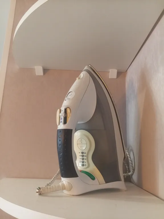 Студия с видом на горы и новороссийский порт