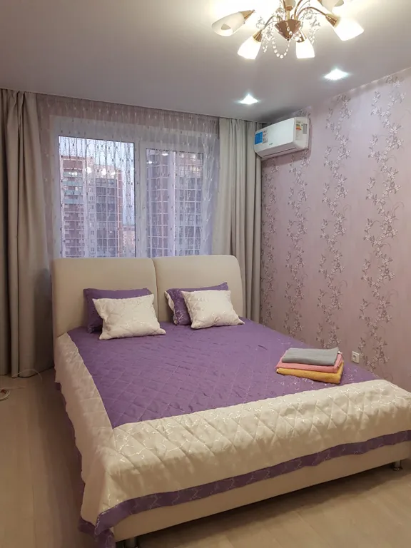 Уютная 2-комнатная квартира в центре города — аренда посуточно в Ижевск